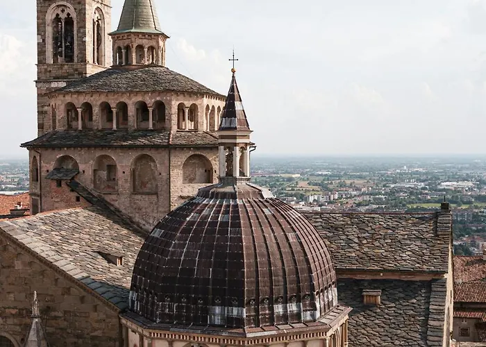 Olive Chic Centrobergamo דירה ברגמו